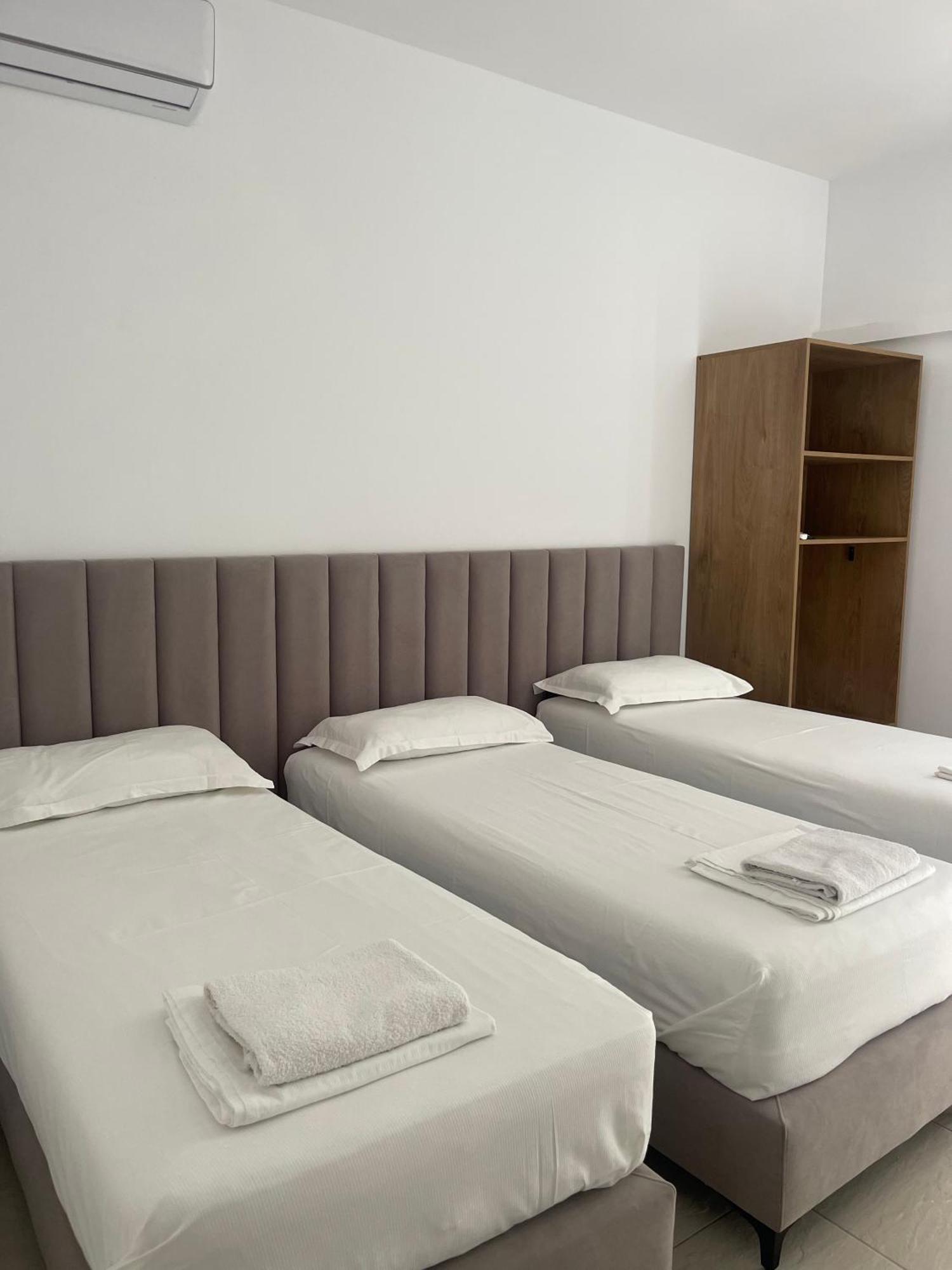 Alevra Hotel เดอร์มี ภายนอก รูปภาพ