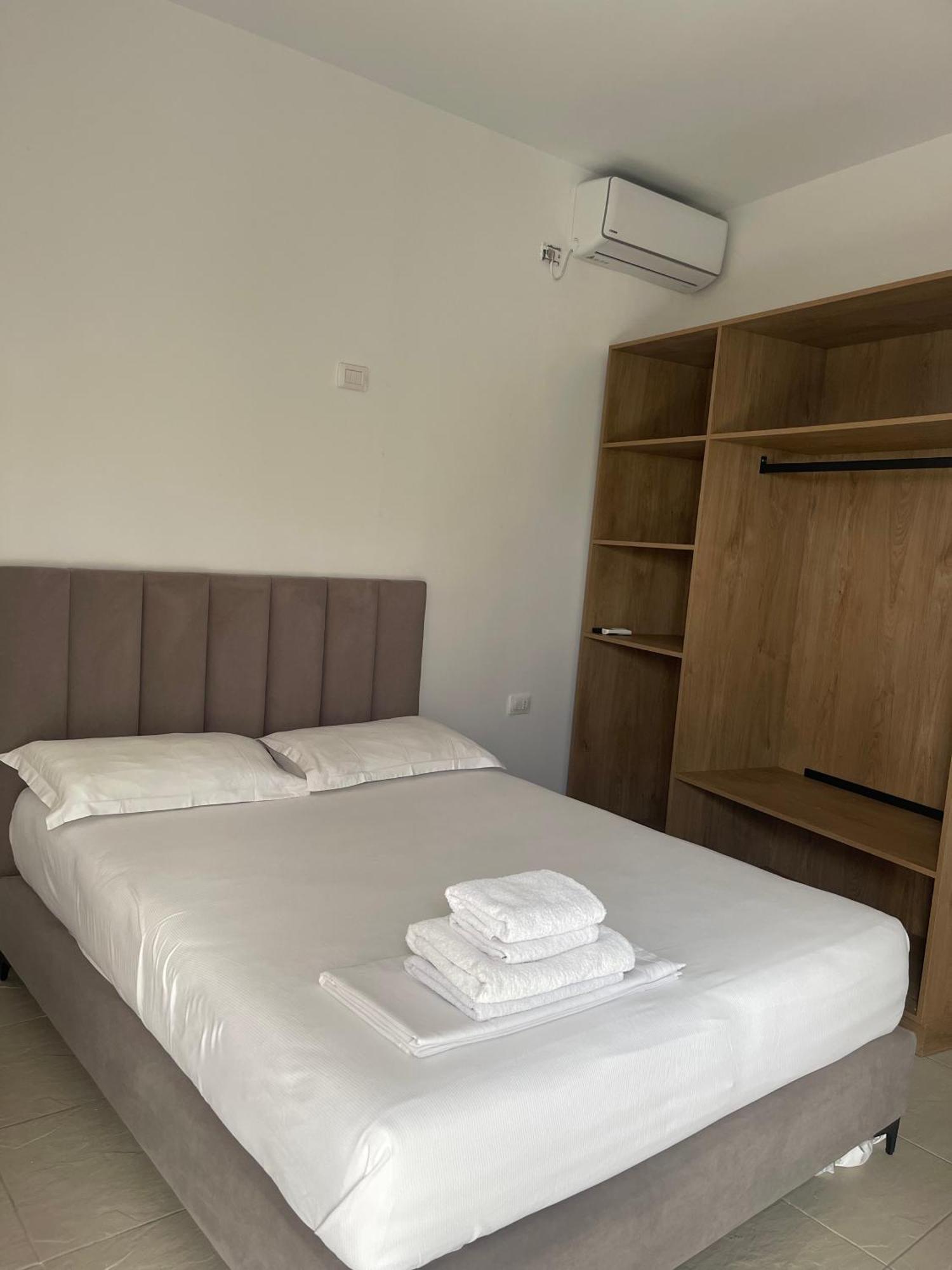 Alevra Hotel เดอร์มี ภายนอก รูปภาพ